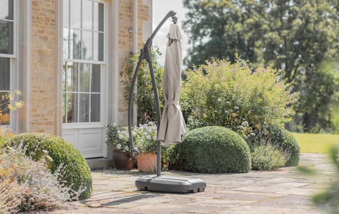 Bramblecrest Gloucester Round 3 Metre Parasol Sand - includes FREE COVER-X16PP30R001