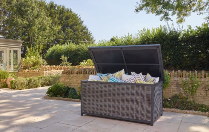 Bramblecrest Large Tuscan Cushion Box including Liner