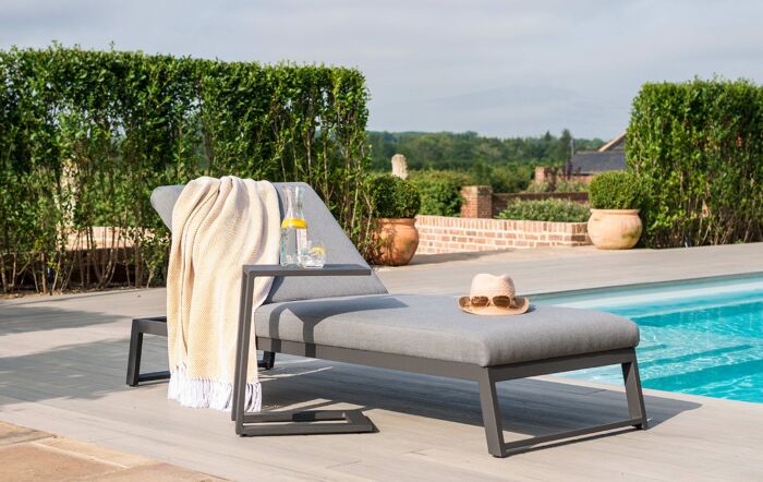 Maze Allure Garden Sun Lounger - Flanelle